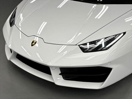 2017 Lamborghini Huracan LP580-2