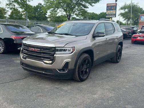 Light Stone Metallic 2023 GMC Acadia AWD AT4