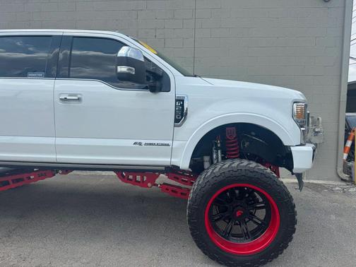 Star White Metallic Tri-Coat 2020 Ford F-250 Platinum