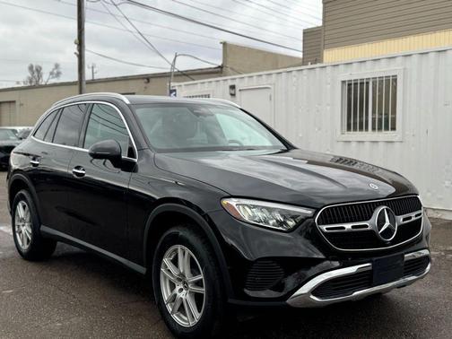 2023 Mercedes-Benz GLC 300 4MATIC