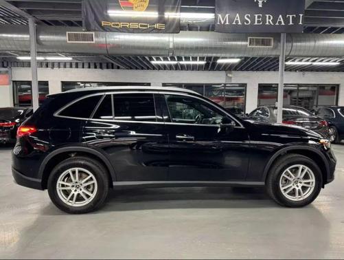 2023 Mercedes-Benz GLC 300 4MATIC