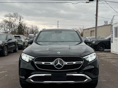 2023 Mercedes-Benz GLC 300 4MATIC