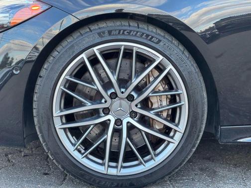 2023 Mercedes-Benz AMG C 43 4MATIC