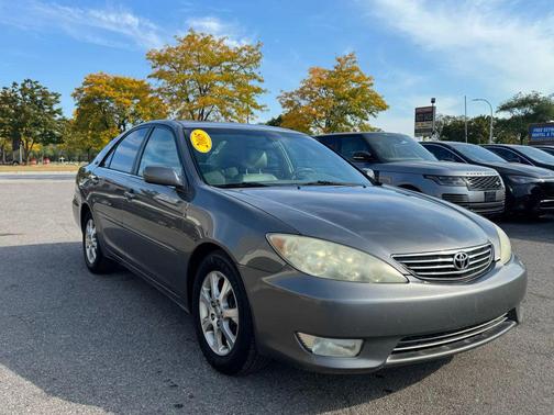 2005 Toyota Camry XLE V6