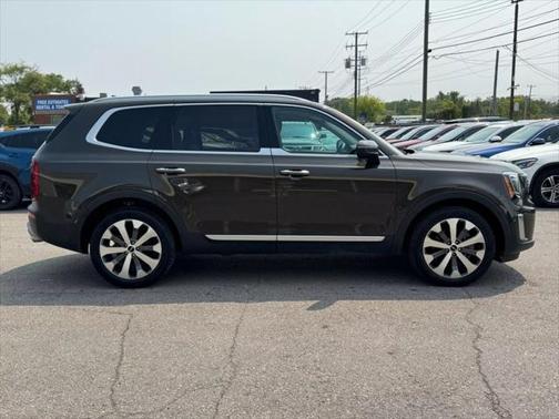 2022 Kia Telluride S