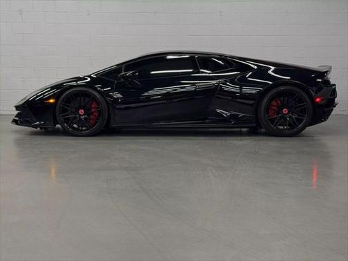 2020 Lamborghini Huracan EVO Coupe AWD