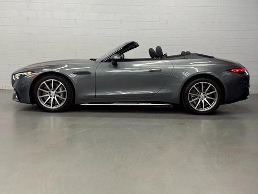 2023 Mercedes-Benz AMG SL 43 Base