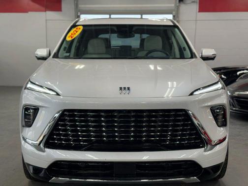 2025 Buick Enclave Avenir FWD