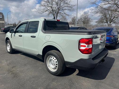 2023 Ford Maverick XL