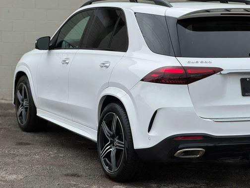 WHITE 2024 Mercedes-Benz GLE 580 AWD 4MATIC