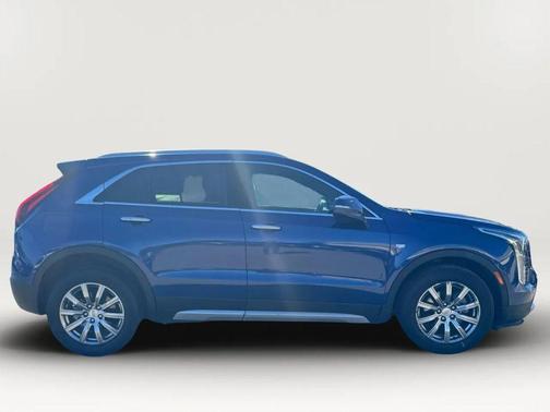 2022 Cadillac XT4 Sport