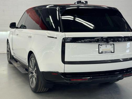 2024 Land Rover Range Rover P530 Autobiography LWB Sport Utility 4D