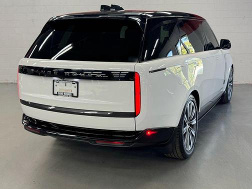 2024 Land Rover Range Rover P530 Autobiography LWB Sport Utility 4D