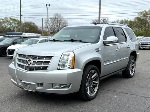 2012 Cadillac Escalade Premium