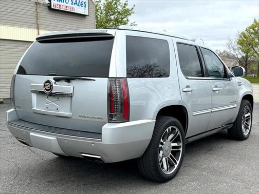 2012 Cadillac Escalade Premium