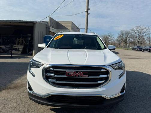 Summit White 2021 GMC Terrain SLT