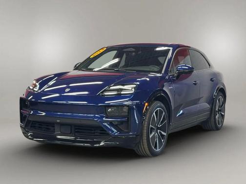 2024 Porsche Macan Turbo