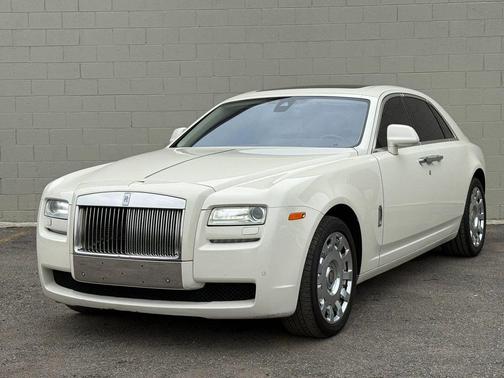 WHITE 2013 Rolls-Royce Ghost 4dr Sdn