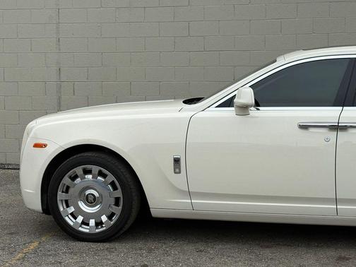 WHITE 2013 Rolls-Royce Ghost 4dr Sdn