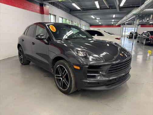 2020 Porsche Macan Base