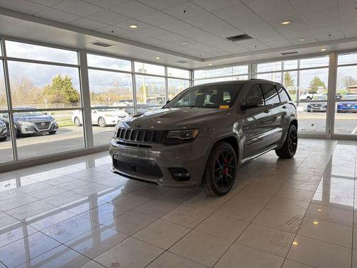 2020 Jeep Grand Cherokee SRT