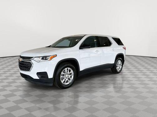 Summit White 2021 Chevrolet Traverse LS