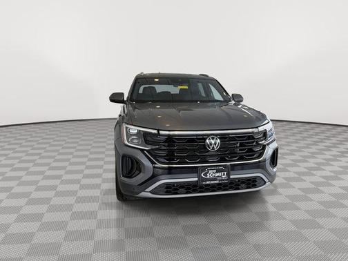 2025 Volkswagen Atlas Cross Sport 2.0T SE w/Technology 4MOTION
