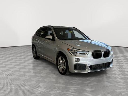 Glacier Silver Metallic 2018 BMW X1 sDrive28i