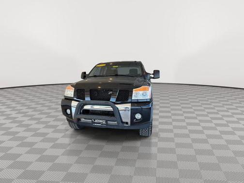 2013 Nissan Titan SV