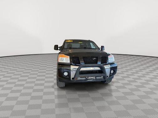 2013 Nissan Titan SV