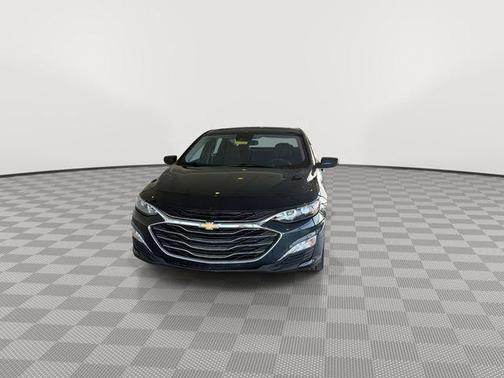 Dark Ash Metallic 2023 Chevrolet Malibu FWD 1LT