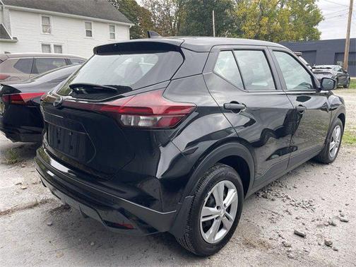 2024 Nissan Kicks S