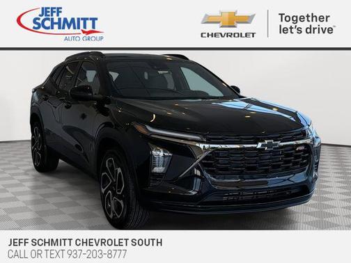 Mosaic Black Metallic 2026 Chevrolet Trax FWD 2RS