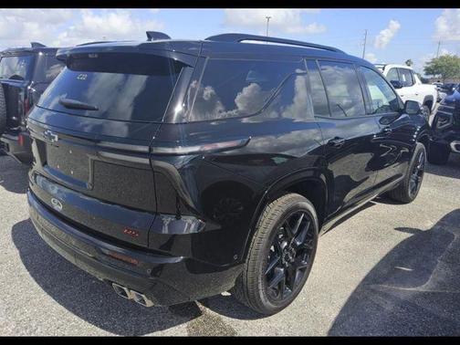 Mosaic Black Metallic 2026 Chevrolet Traverse RS