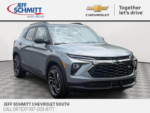 Sterling Gray Metallic 2026 Chevrolet Trailblazer RS