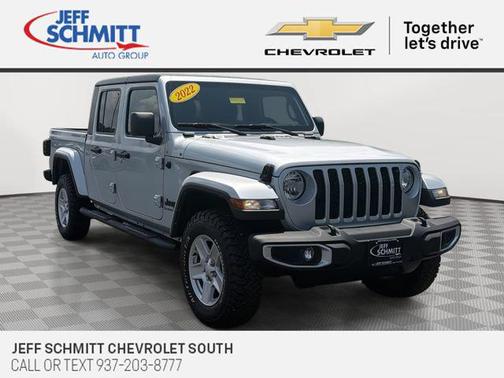 Silver Zynith Clearcoat 2022 Jeep Gladiator Sport S