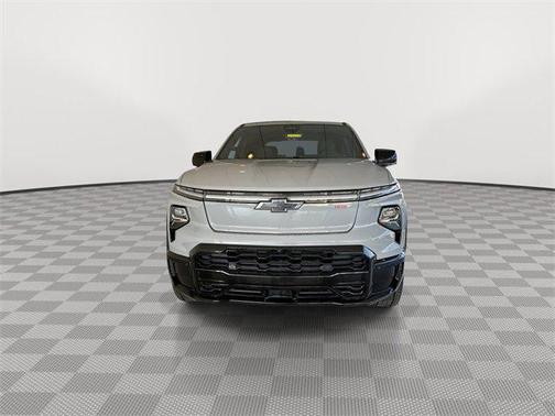 2025 Chevrolet Silverado EV RST