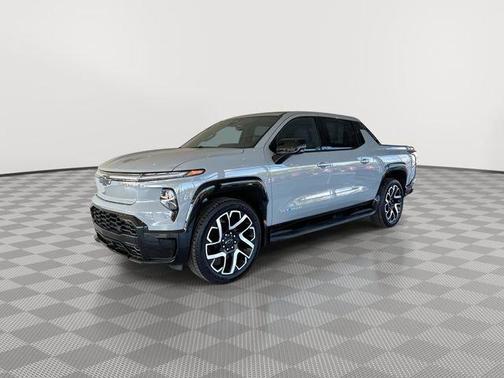 2025 Chevrolet Silverado EV RST