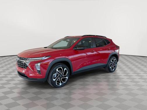 Apex Red 2026 Chevrolet Trax FWD 2RS