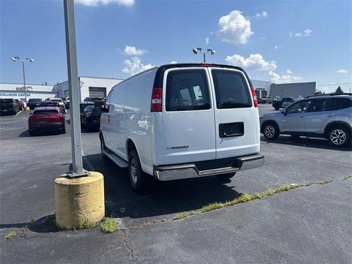 2024 Chevrolet Express 2500 RWD 2500 Regular Wheelbase WT