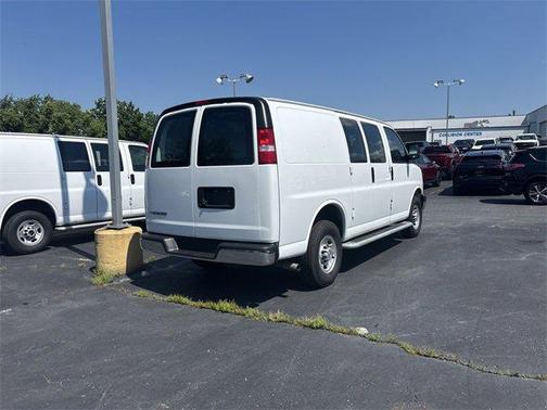 2024 Chevrolet Express 2500 RWD 2500 Regular Wheelbase WT
