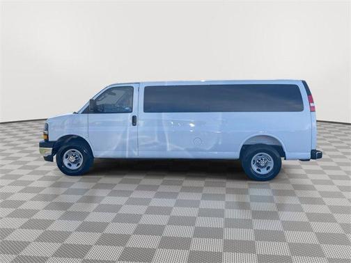 2025 Chevrolet Express 3500 RWD 3500 Extended Wheelbase LT