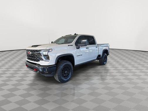White Sands 2026 Chevrolet Silverado 2500 Crew Cab, Standard Bed, XR2, 4WD