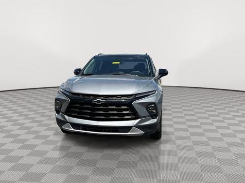 Sterling Gray Metallic 2024 Chevrolet Blazer 2LT