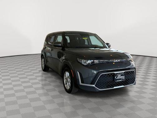 Gravity Gray 2025 Kia Soul LX