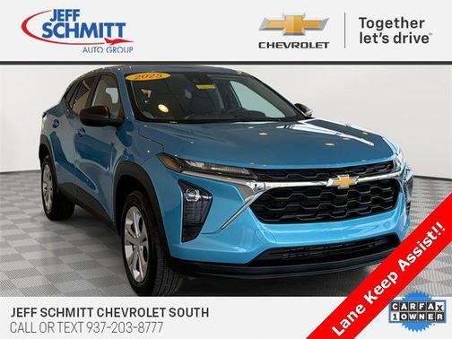 2025 Chevrolet Trax LS