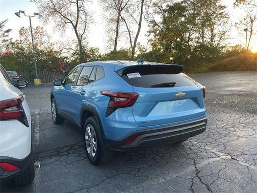 2025 Chevrolet Trax LS