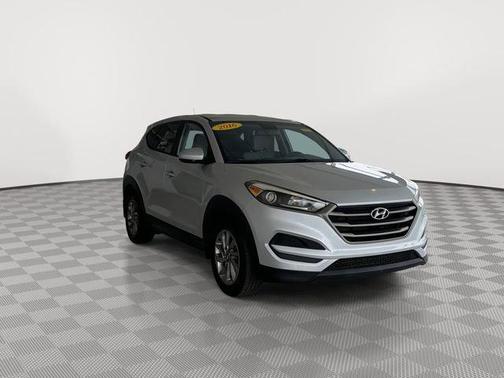 2016 Hyundai TUCSON SE