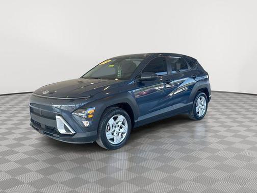 2024 Hyundai KONA SE
