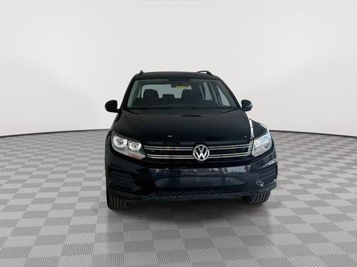 2017 Volkswagen Tiguan Limited 2.0T